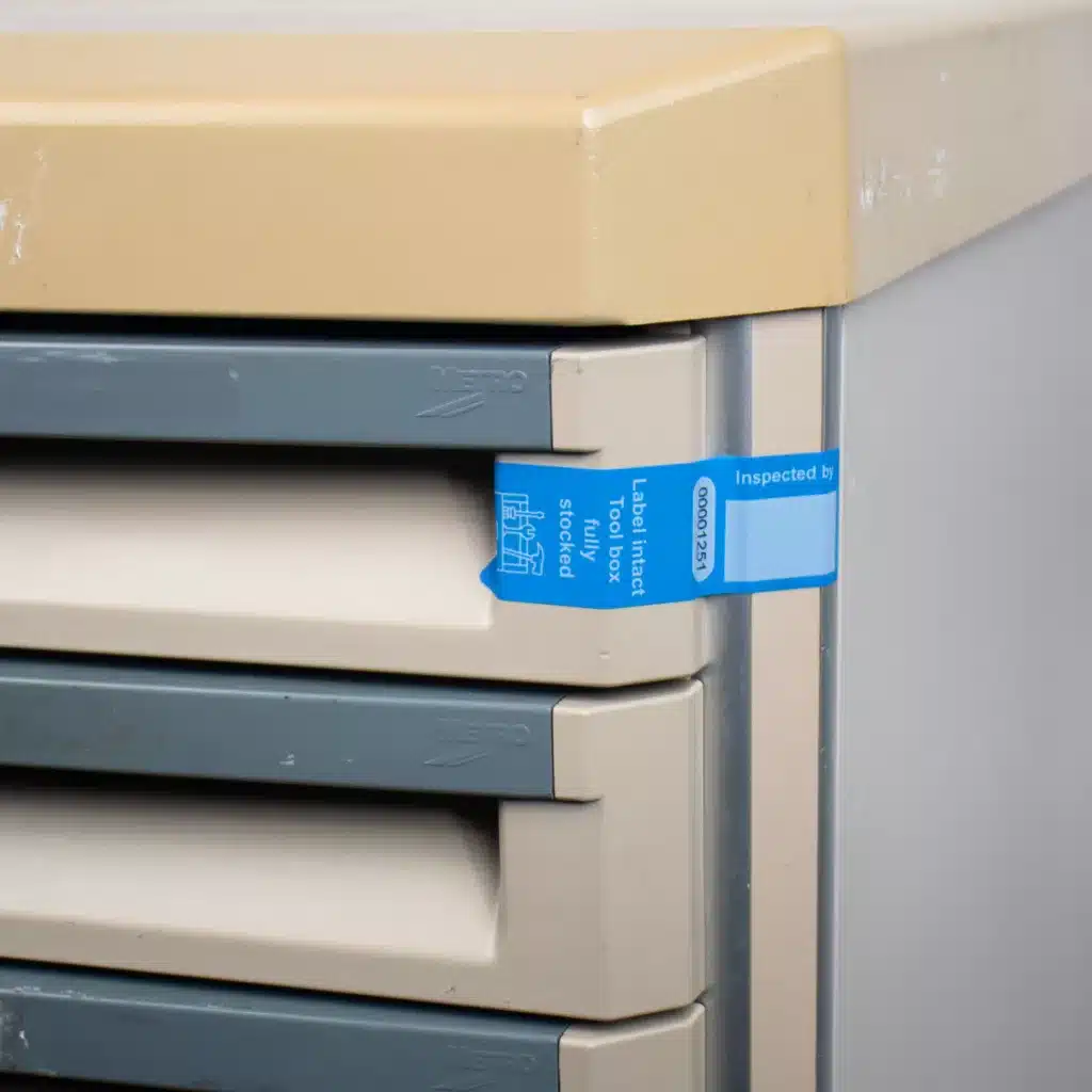 Tool box secure non-residue label applied to a tool trolley with section to be signed and consecutive numbers.